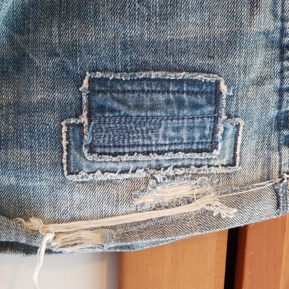 Abercrombie and Fitch High Rise Festival Shorts - Picture 4 of 5